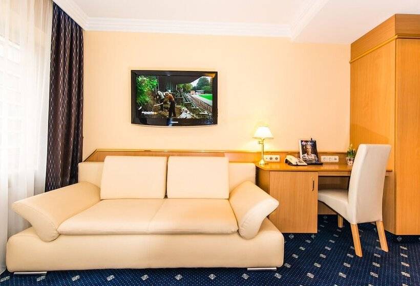 اتاق استاندارد, Royal