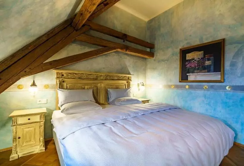 اتاق استاندارد, Schlosshotel Weyberhöfe