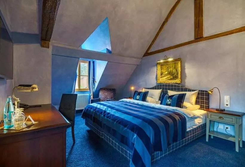 اتاق استاندارد, Schlosshotel Weyberhöfe