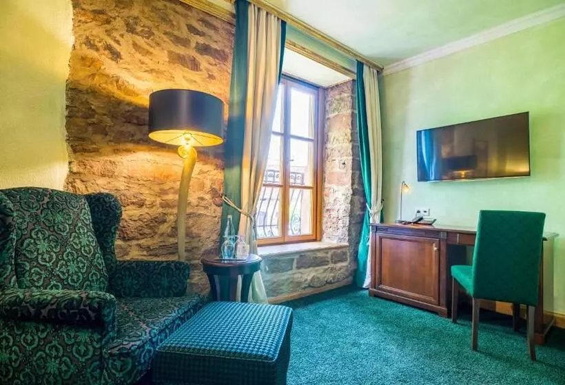 اتاق سوپریور, Schlosshotel Weyberhöfe