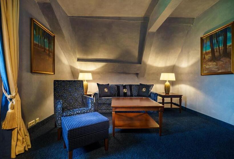 Люкс, Schlosshotel Weyberhöfe