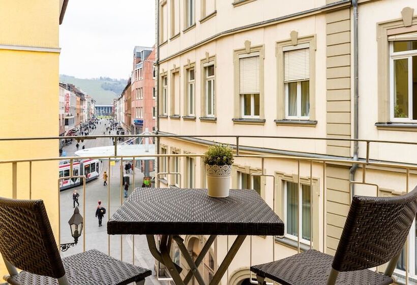 스위트, Wurzburger Hof