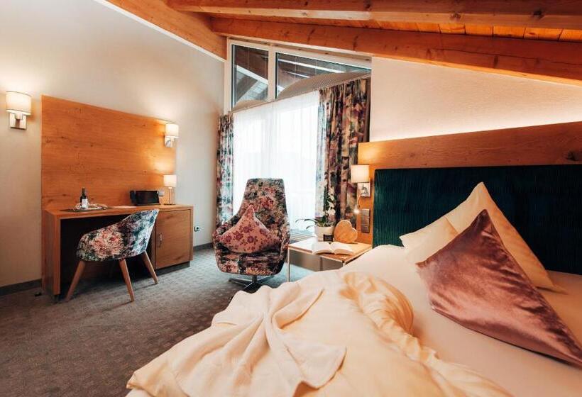 バルコニー付きシングルスタンダードルーム, Parkhotel Burgmühle