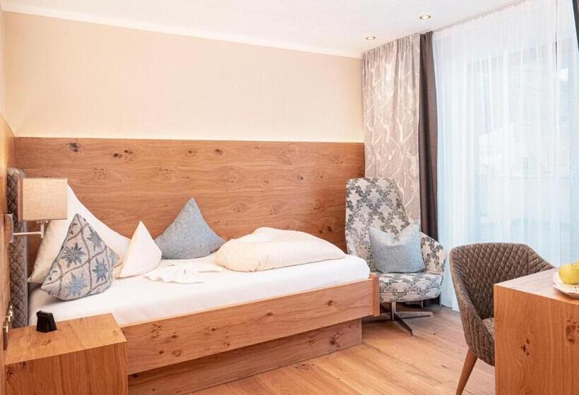 バルコニー付きシングルスタンダードルーム, Parkhotel Burgmühle