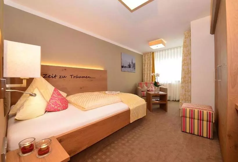 バルコニー付きシングルスタンダードルーム, Parkhotel Burgmühle