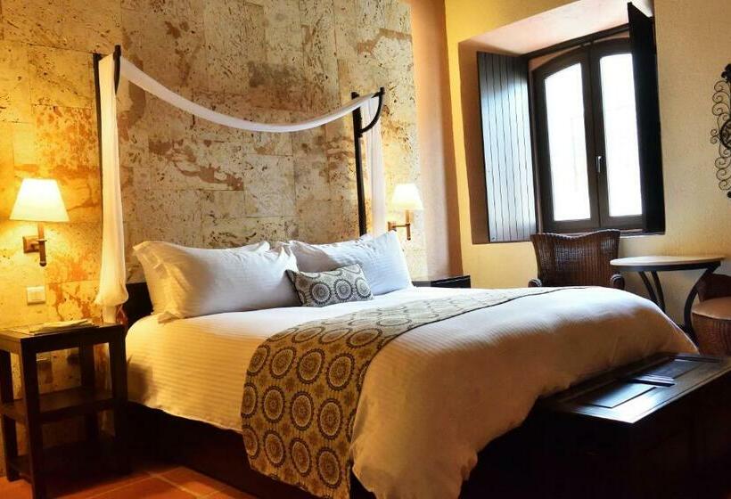 اتاق استاندارد, Hodelpa Nicolas de Ovando