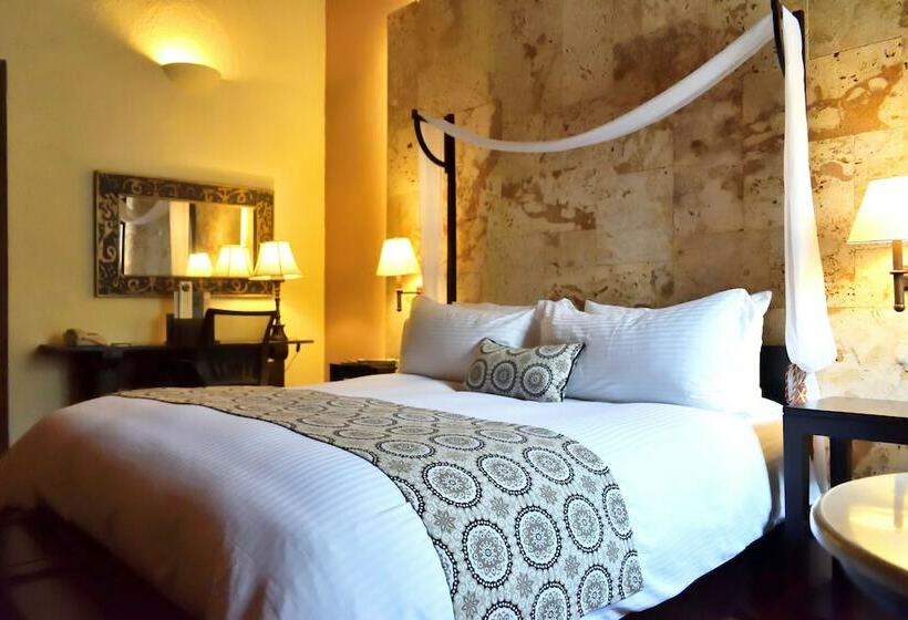 اتاق استاندارد, Hodelpa Nicolas de Ovando