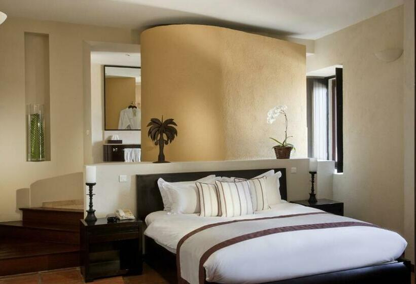 سوییت, Hodelpa Nicolas de Ovando