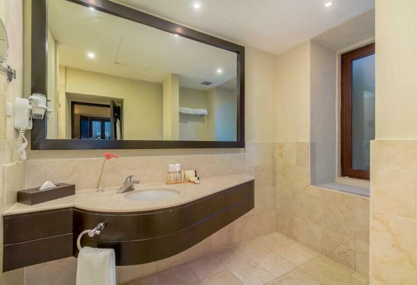 سوییت, Hodelpa Nicolas de Ovando