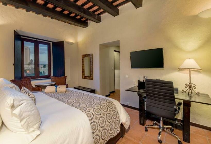 سوییت, Hodelpa Nicolas de Ovando