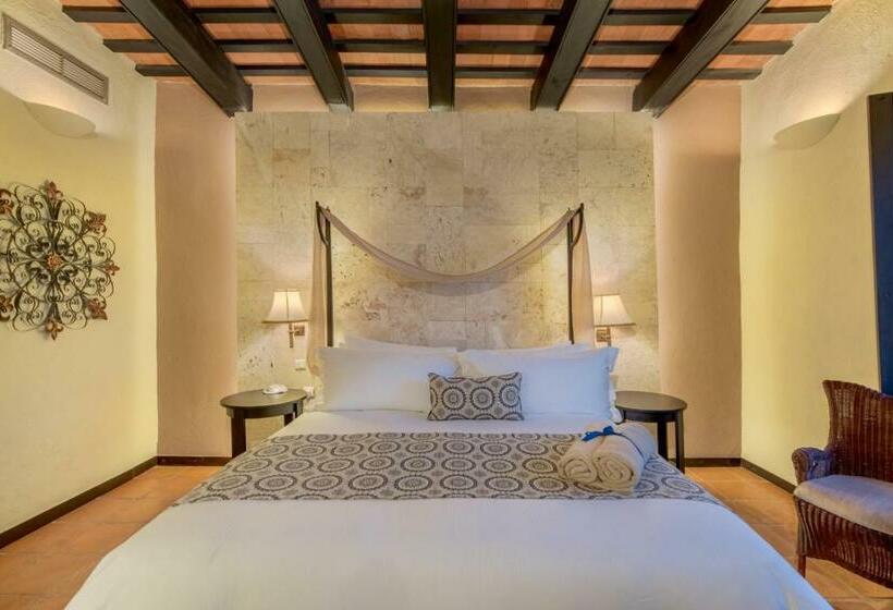 سوییت, Hodelpa Nicolas de Ovando