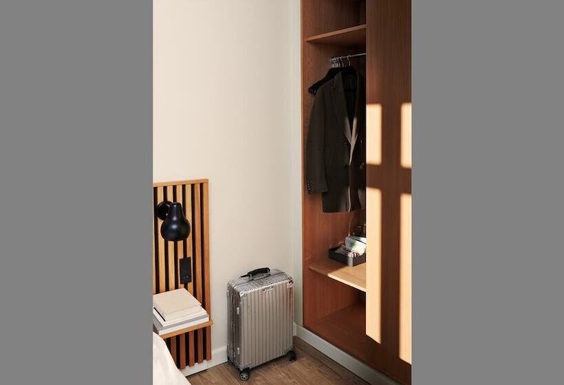 חדר סטנדרט יחיד, Coco