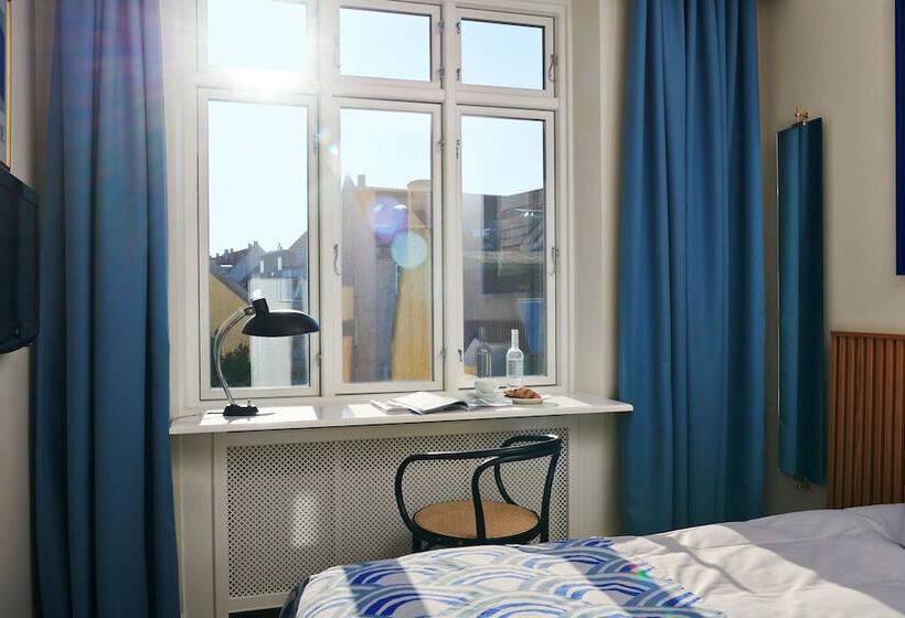 חדר סטנדרט יחיד, Coco