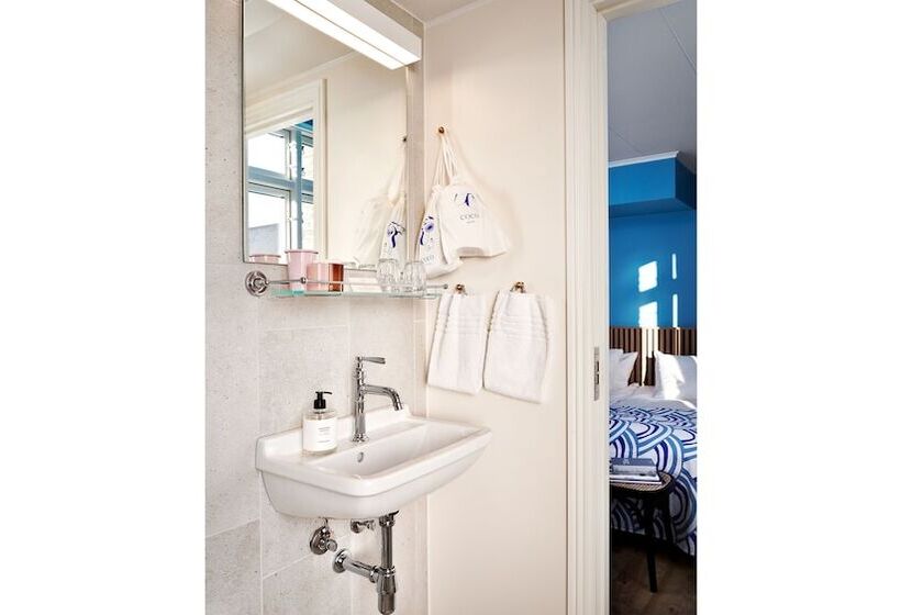 חדר סטנדרט, Coco