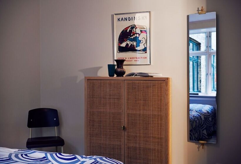 חדר סטנדרט, Coco