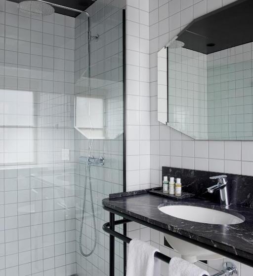 חדר סופריור, Danmark