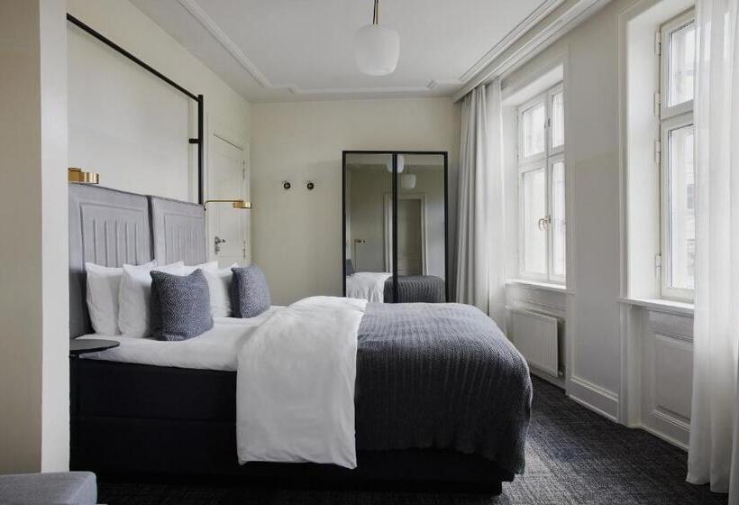 חדר סופריור, Danmark