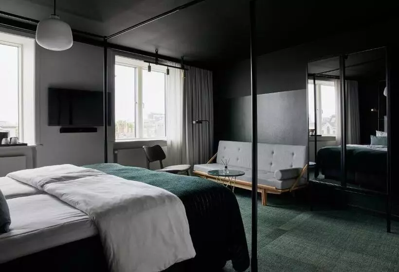 Suite Junior, Danmark