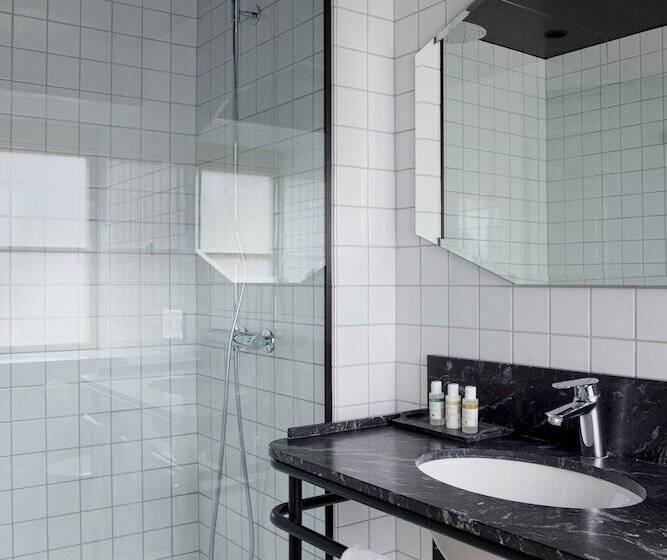 חדר סופריור, Danmark