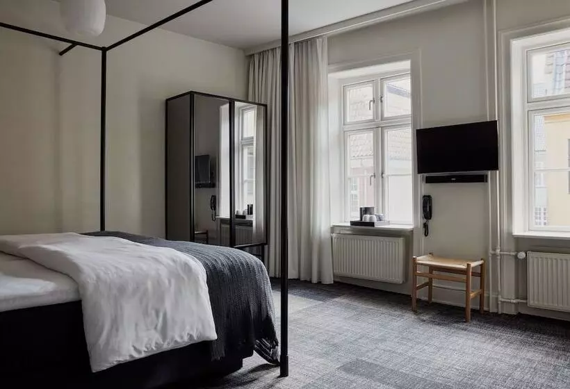 Camera Superiore, Danmark