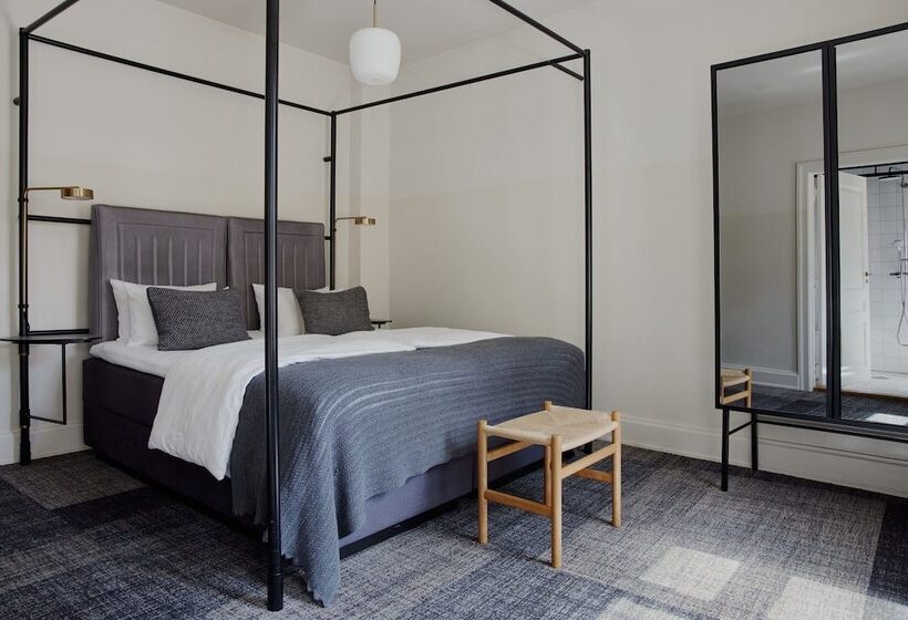 חדר סופריור, Danmark