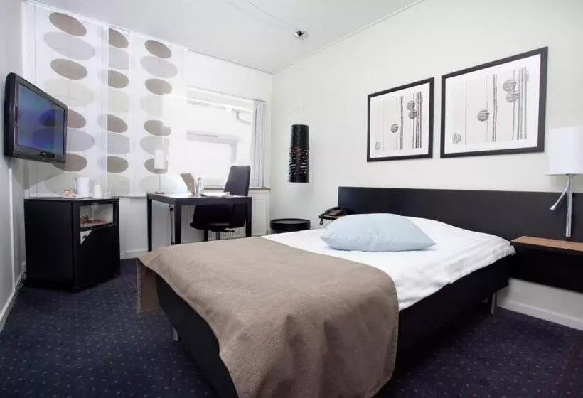 Chambre Confort Individuelle, Glostrup Park