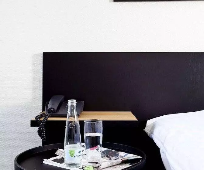 Chambre Confort Individuelle, Glostrup Park