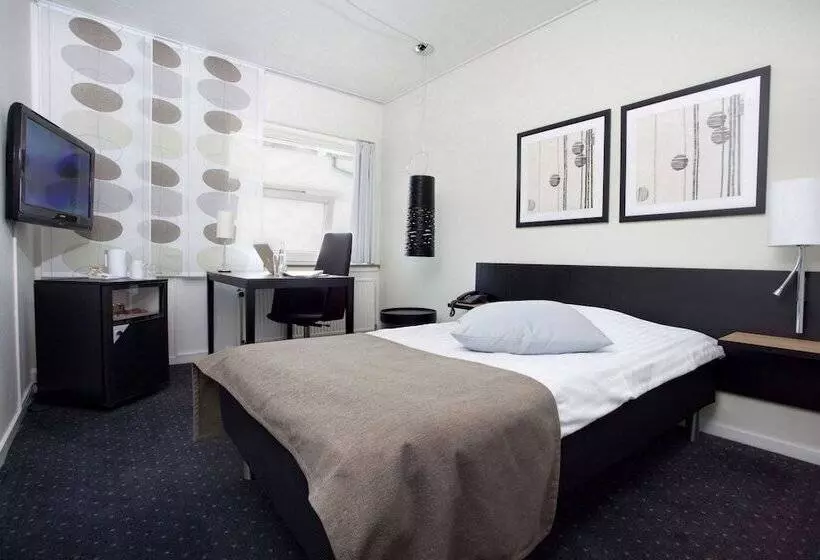 Chambre Confort Individuelle, Glostrup Park
