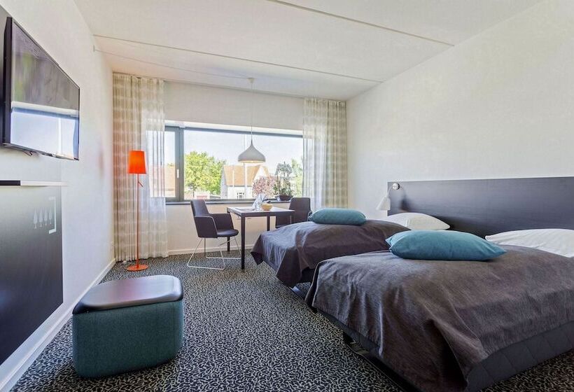 חדר ביזנס, Glostrup Park