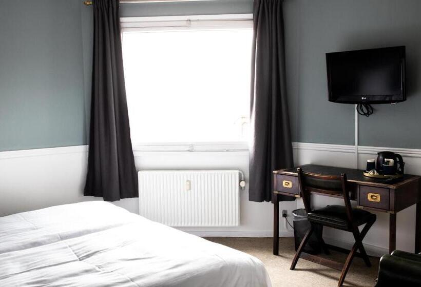 غرفة قياسية, Hamlet