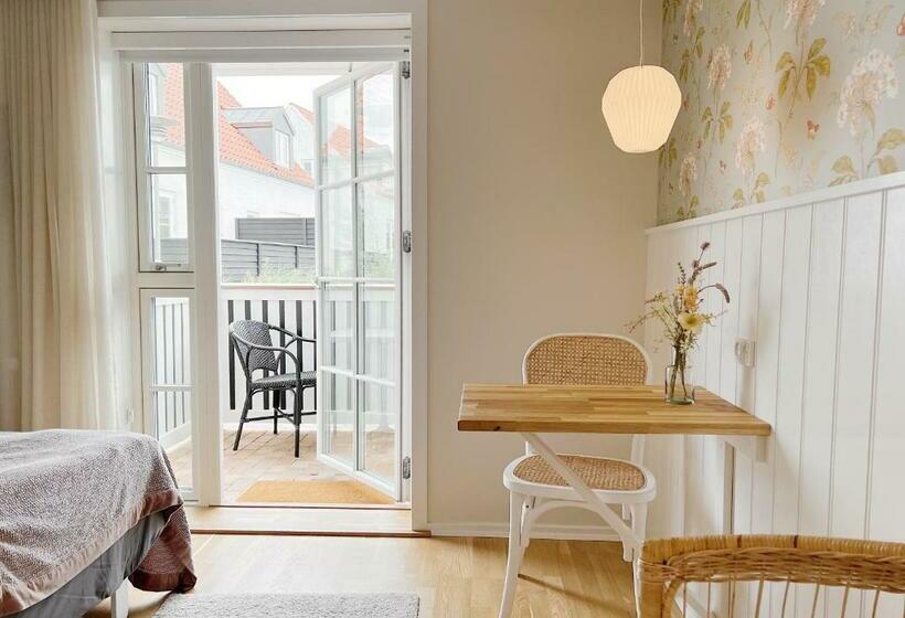 غرفة قياسية فردية, Hjerting Bade