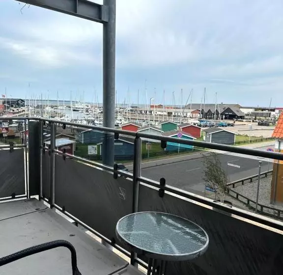 Standardzimmer mit Meerblick & Balkon, Hundested