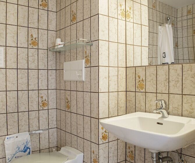 غرفة قياسية, Lynggaarden