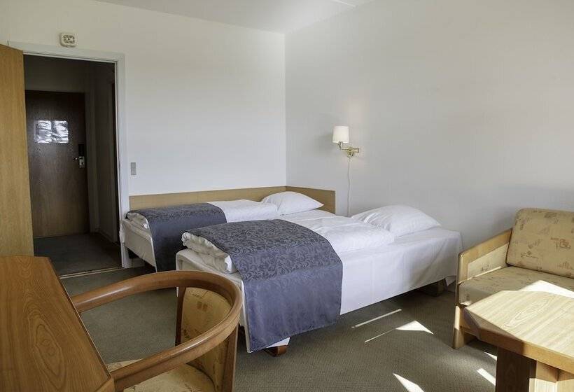 غرفة قياسية, Lynggaarden