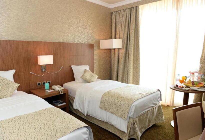 اتاق استاندارد با بالکن, Treffen House Doha   Souq Waqif And Next To Msheireb Metro Station