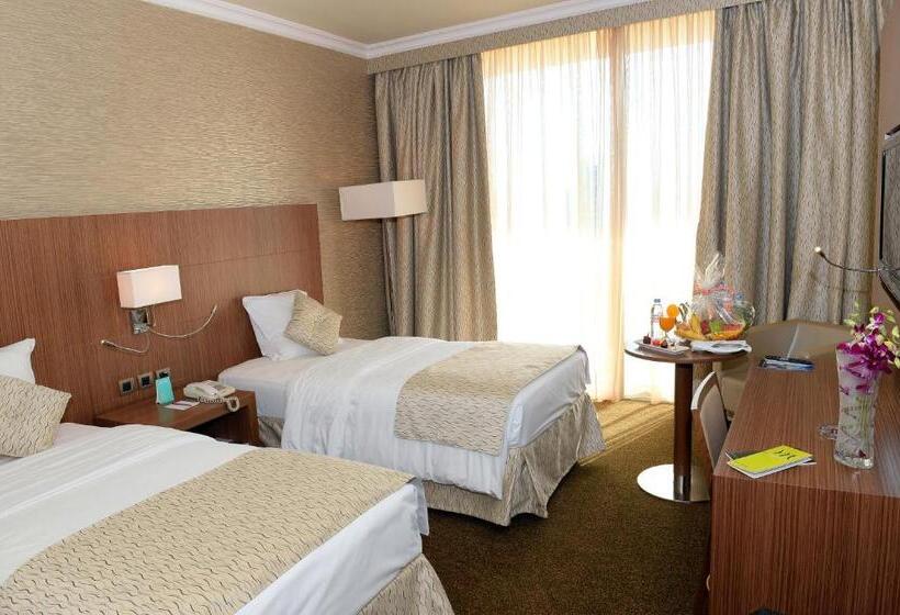 اتاق استاندارد با بالکن, Treffen House Doha   Souq Waqif And Next To Msheireb Metro Station