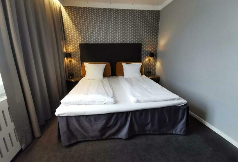 غرفة سوبيريور, Scheelsminde