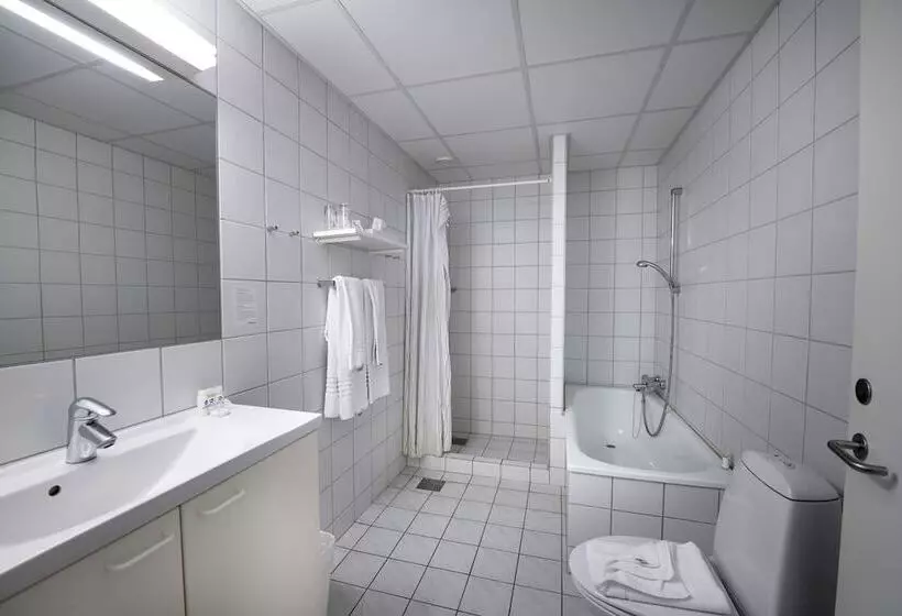 Quarto Familiar, Scheelsminde