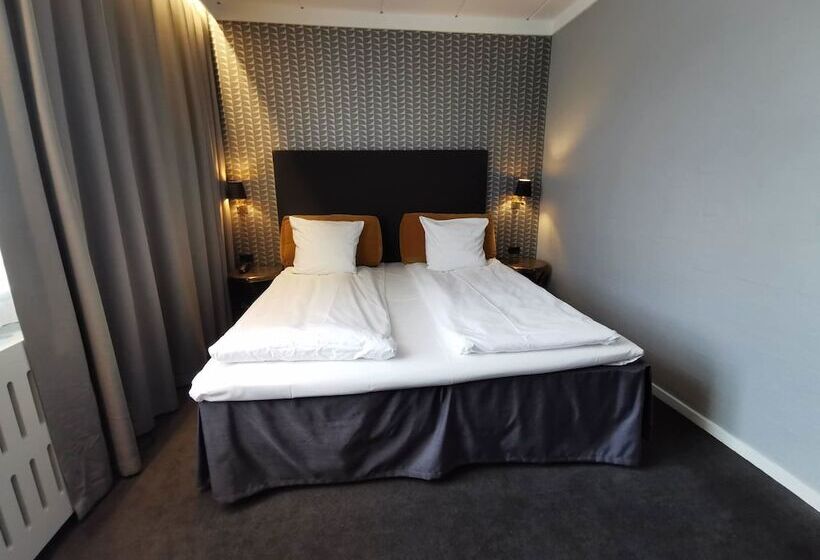 غرفة سوبيريور, Scheelsminde