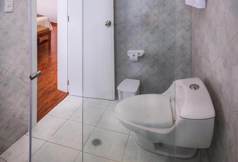 اتاق سوپریور یک تخته, Ajavi