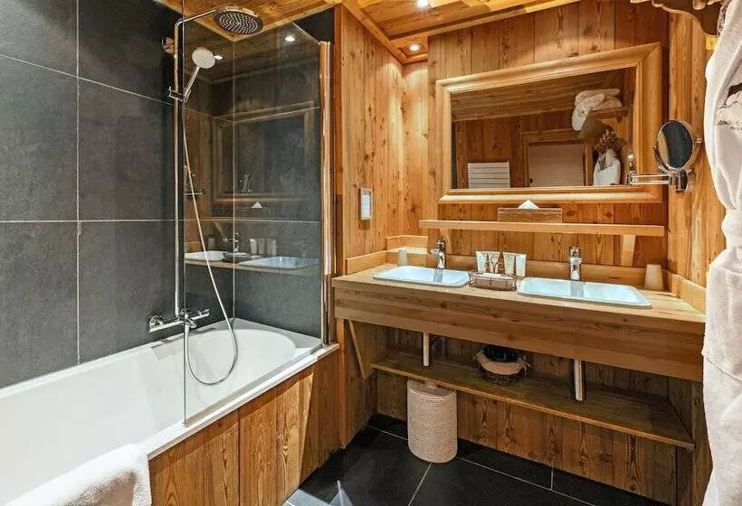 ファミリールーム, Hôtel Au Chamois D Or By Les Etincelles