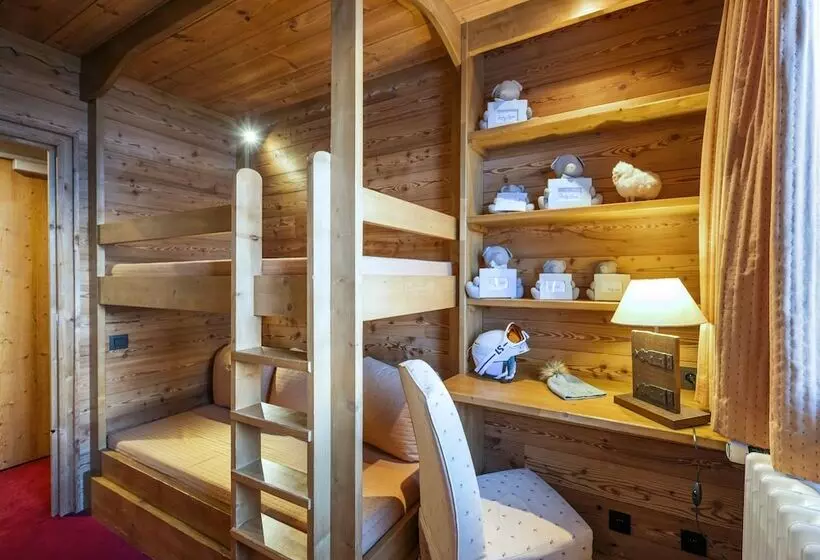 ファミリールーム, Hôtel Au Chamois D Or By Les Etincelles