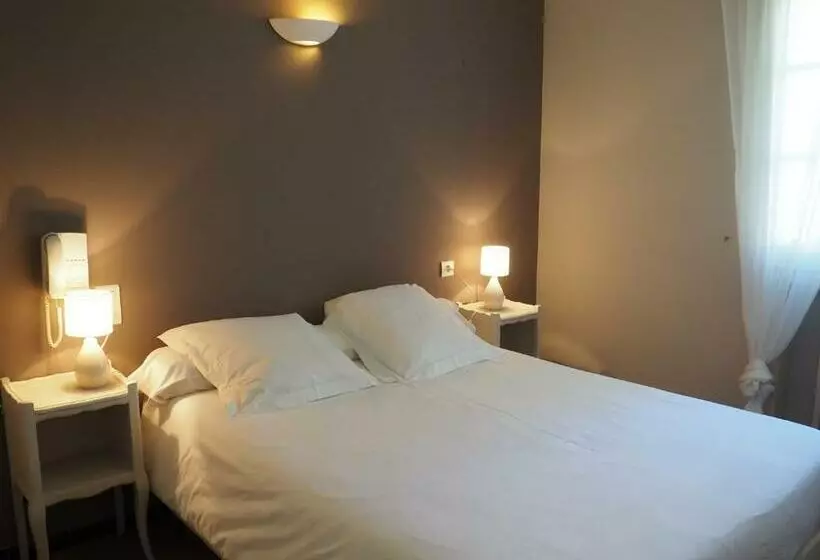 スタンダードルーム, Auberge De La Tour