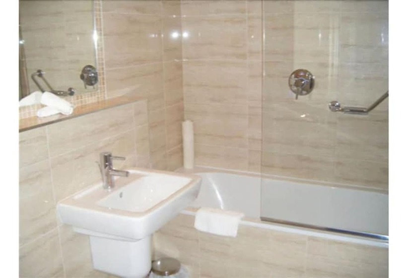 Семейный Номер, Casey S Hotel Glengarriff