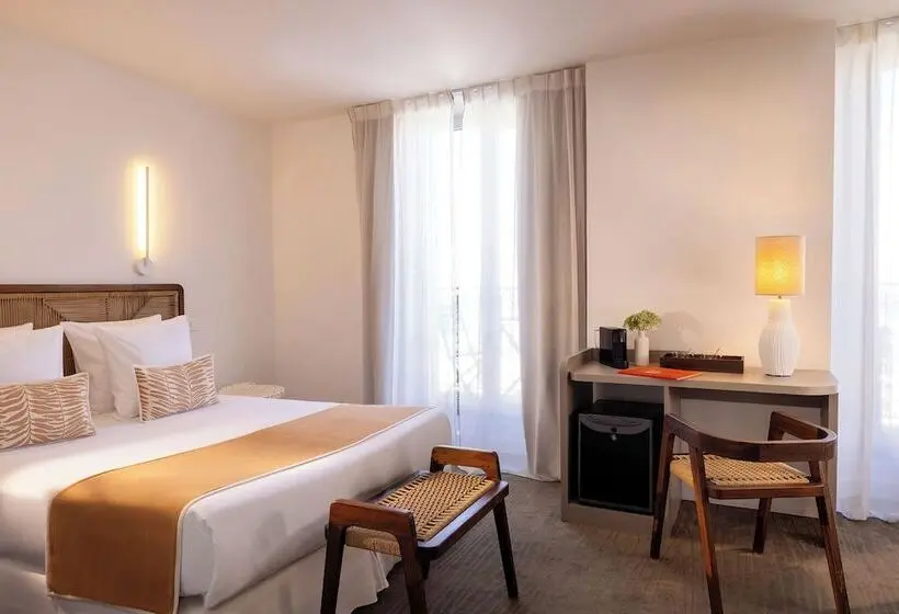 Camera Tripla Classica con Balcone, Crisol Lumière