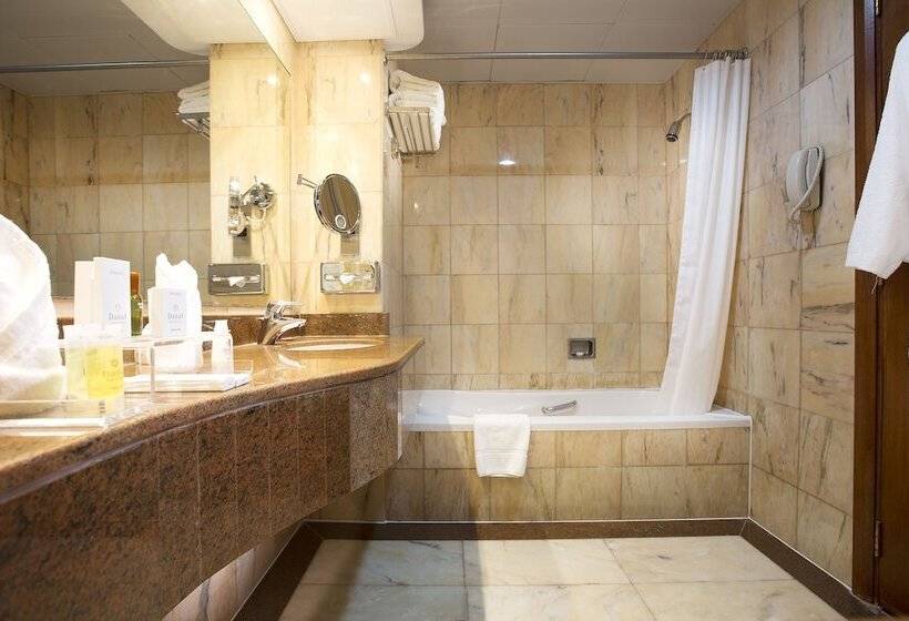 اتاق لوکس, Danat Al Ain Resort