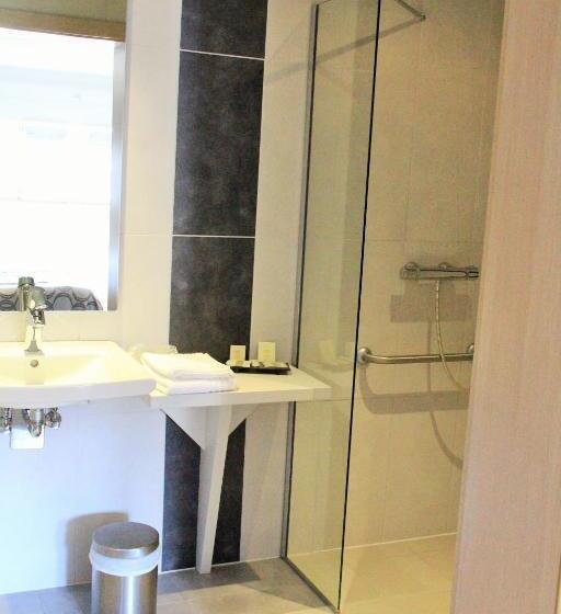 Номер Superior Адаптированный для Инвалидов, Hostellerie Au Cygne