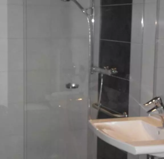 身障者適用スーペリアールーム, Hostellerie Au Cygne