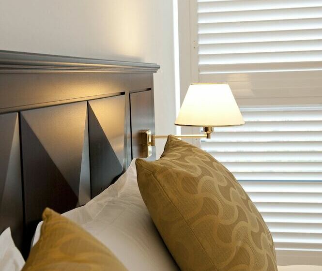 スタンダードトリプルルーム, Aston La Scala