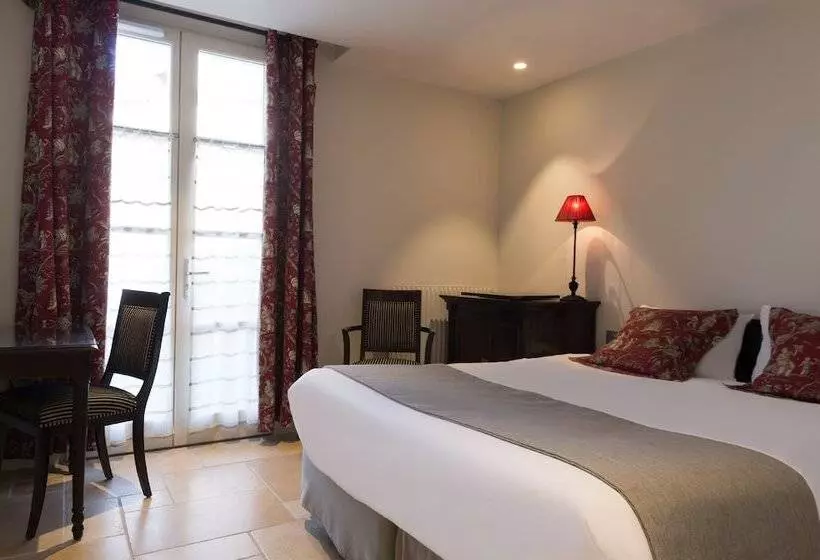 חדר קלאסי, Hôtel Aux Vieux Remparts